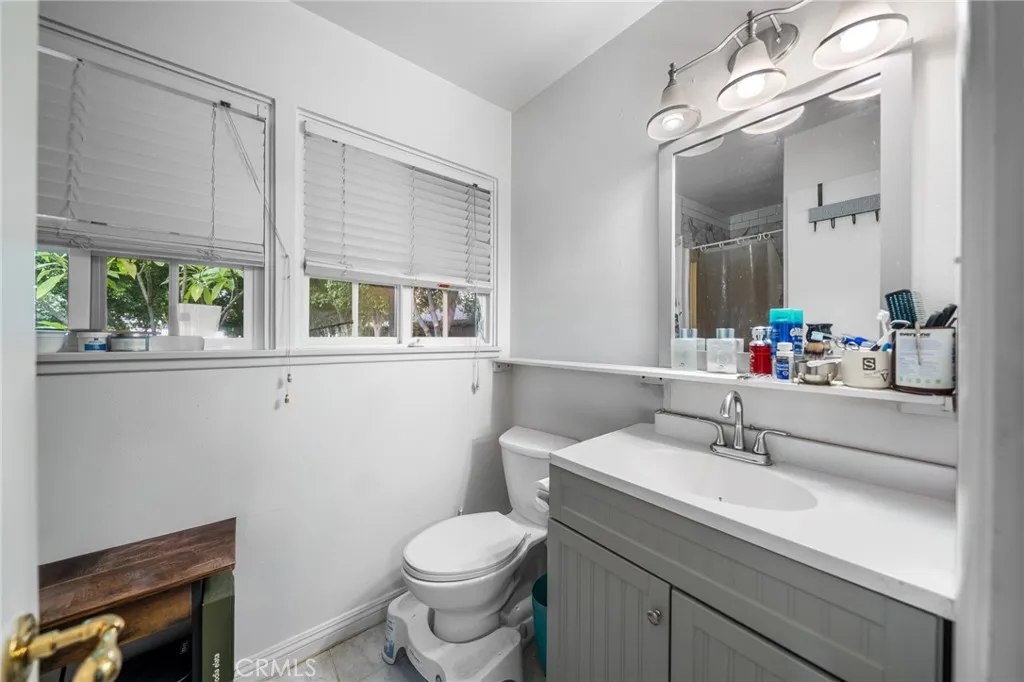 Additional image 42 of 16738 Index, Granada Hills, CA 91344