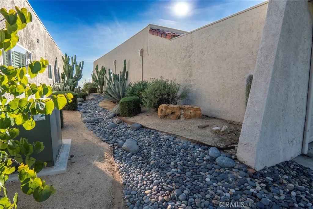 Additional image 4 of 880 W Highpoint, Claremont, CA 91711