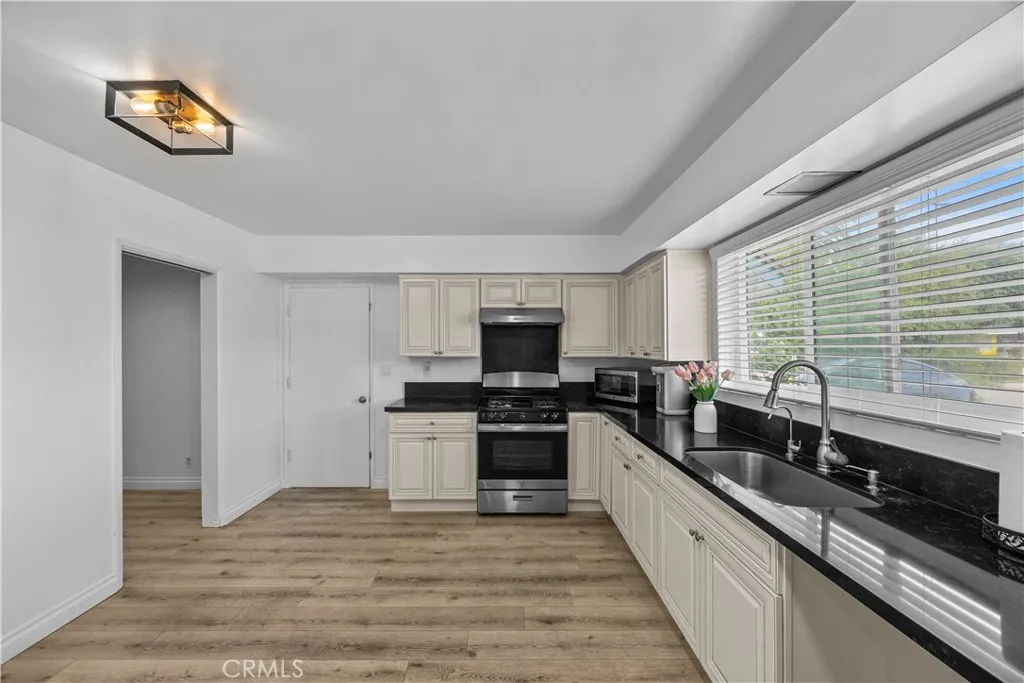 Additional image 12 of 1021 S Lolita St, West Covina, CA 91791