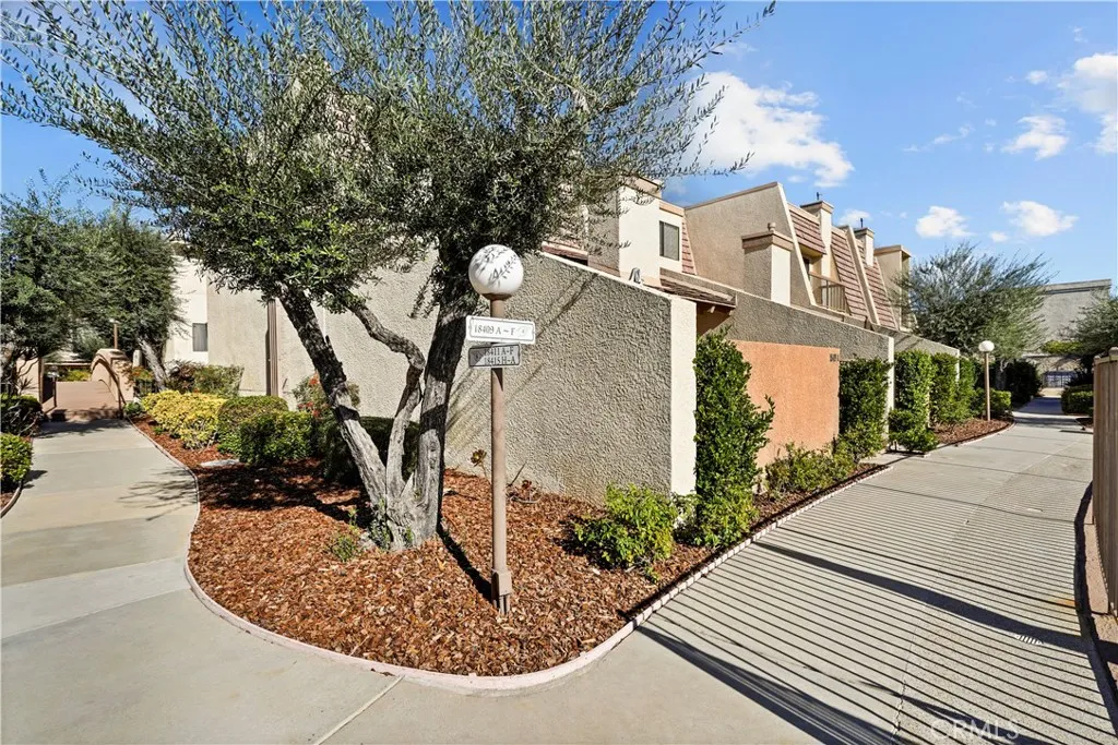 Additional image 27 of 18409 Collins Street Unit D, Tarzana, CA 91356