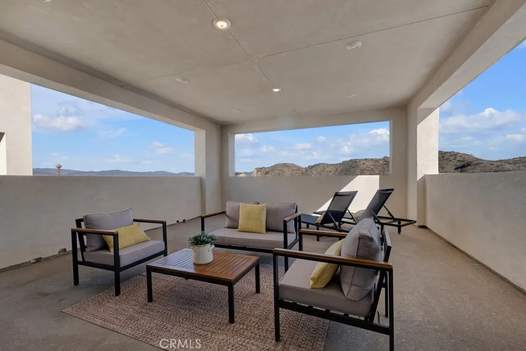 Additional image 32 of 27144 Skyland Way, Valencia, CA 91381