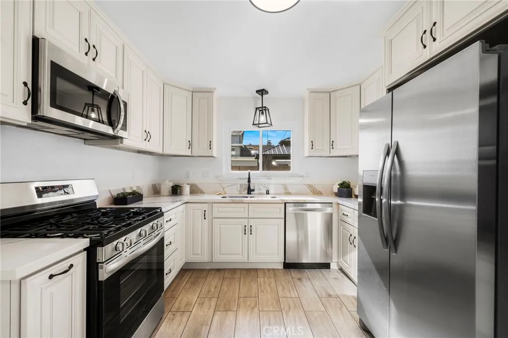 Additional image 52 of 10484 Teal Circle, Fountain Valley, CA 92708