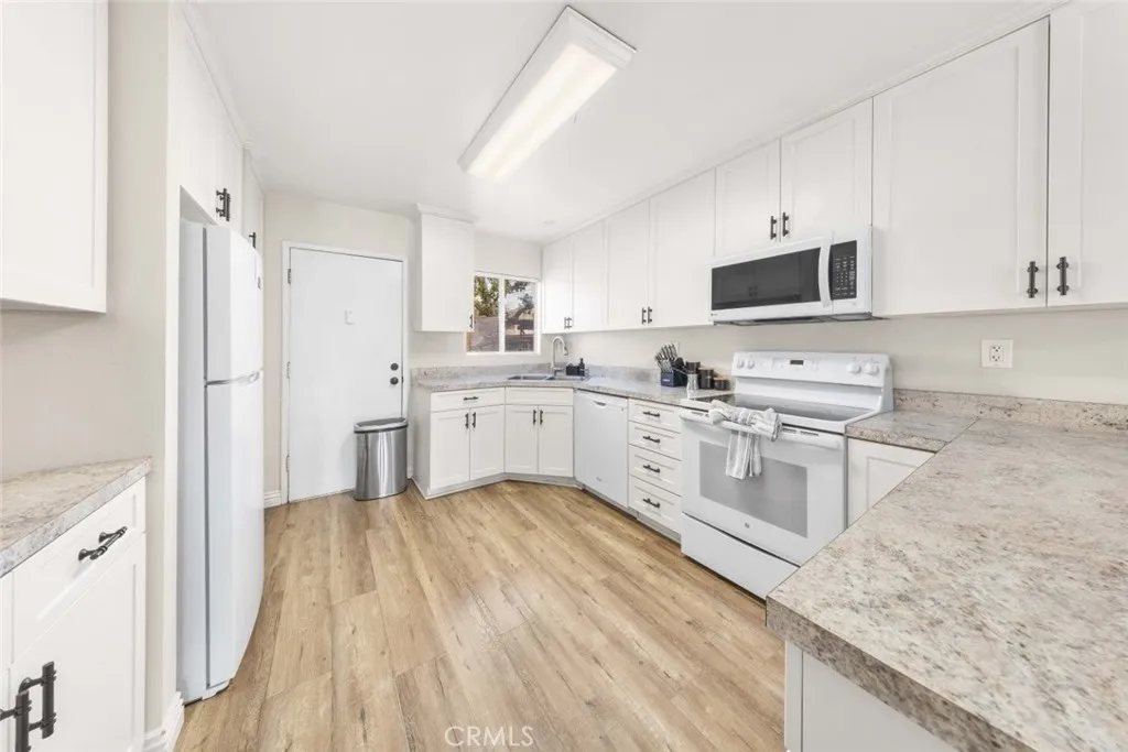 Additional image 62 of 24430 Nicklaus Drive Unit L2, Valencia, CA 91355