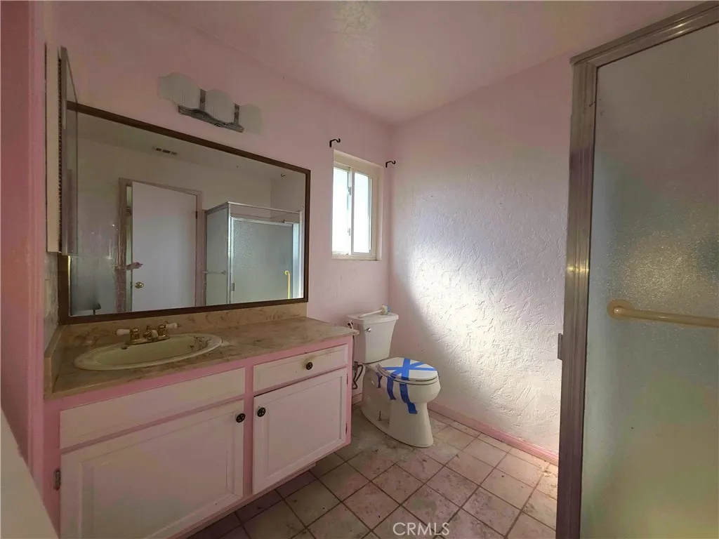 25845 Holly Vista Blvd, San Bernardino, CA 92404