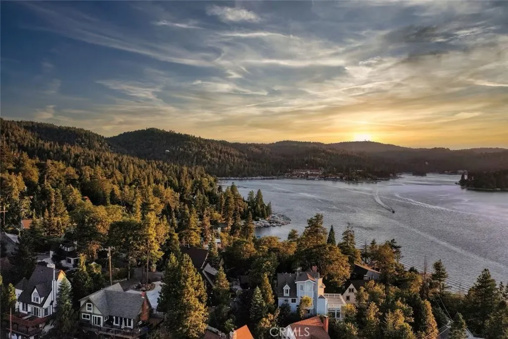 Additional image 112 of 481 Heliotrope Drive, Lake Arrowhead, CA 92352