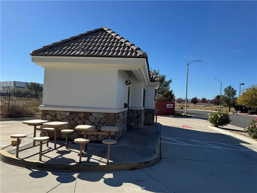 Additional image 3 of 230 Federal Drive, Lancaster, CA 93535