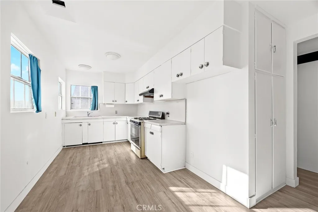 Additional image 47 of 10833 McVine Ave, Sunland, CA 91040