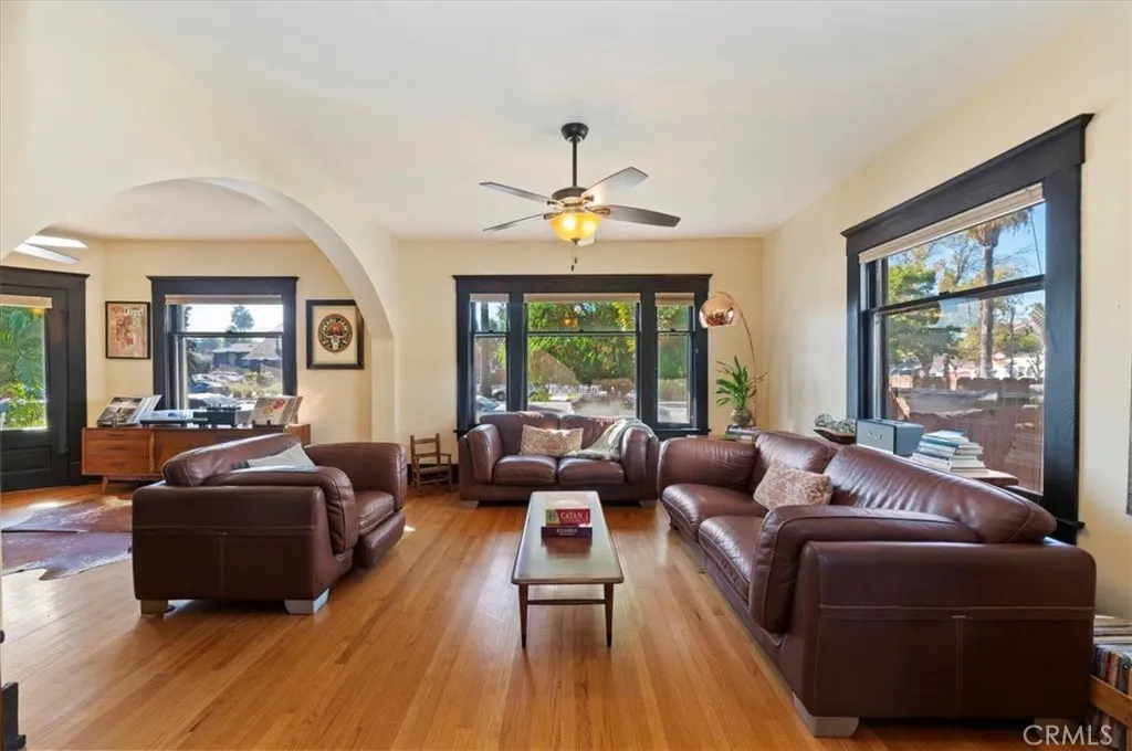 Additional image 66 of 4161 University Ave, Riverside, CA 92501