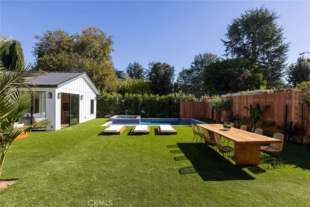 Additional image 124 of 5750 Stansbury Avenue, Sherman Oaks, CA 91401