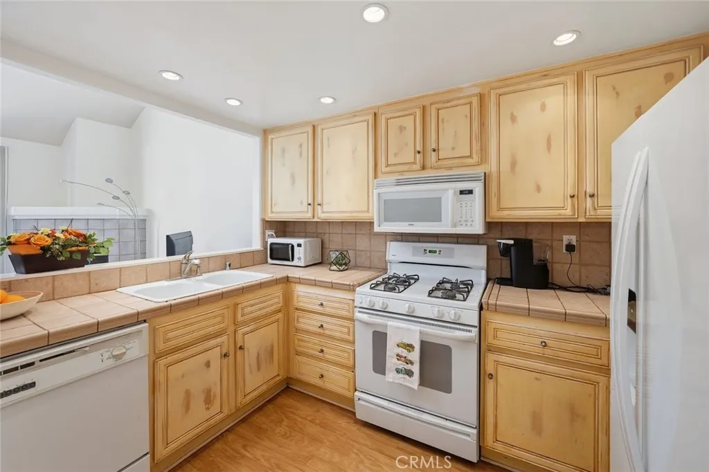 Additional image 45 of 11383 Old Ranch Circle, Chatsworth, CA 91311