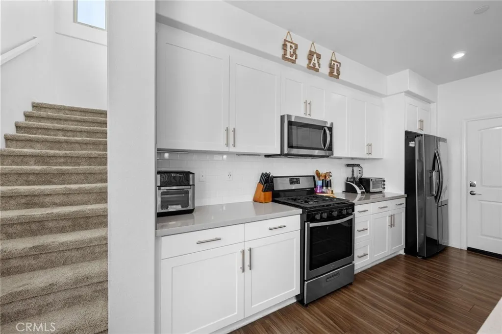 Additional image 76 of 1457 E Laurelwood Dr, San Bernardino, CA 92408