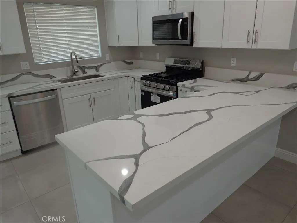 Additional image 12 of 12744 Running Deer Rd, Apple Valley, CA 92308