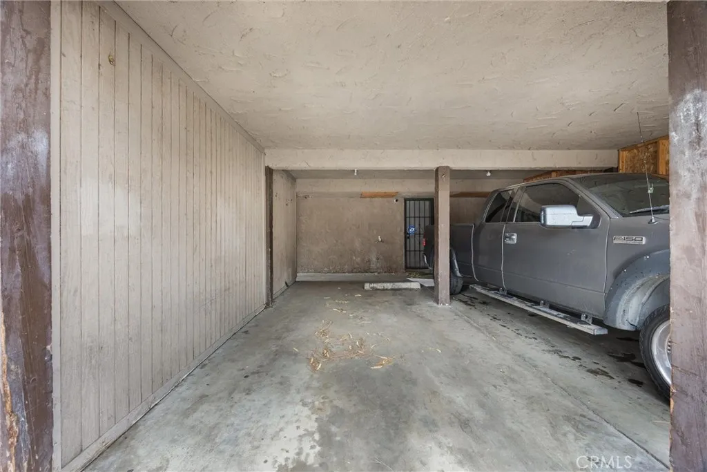 Additional image 57 of 5908 Almendra Court Unit C, Bakersfield, CA 93309