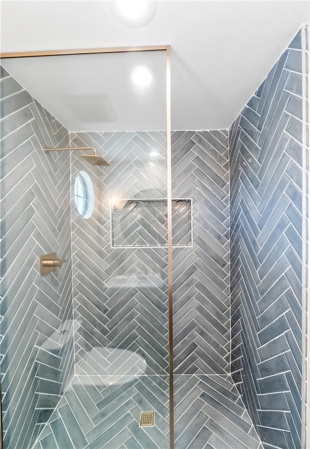 Additional image 51 of 423 18th Street, Huntington Beach, CA 92648