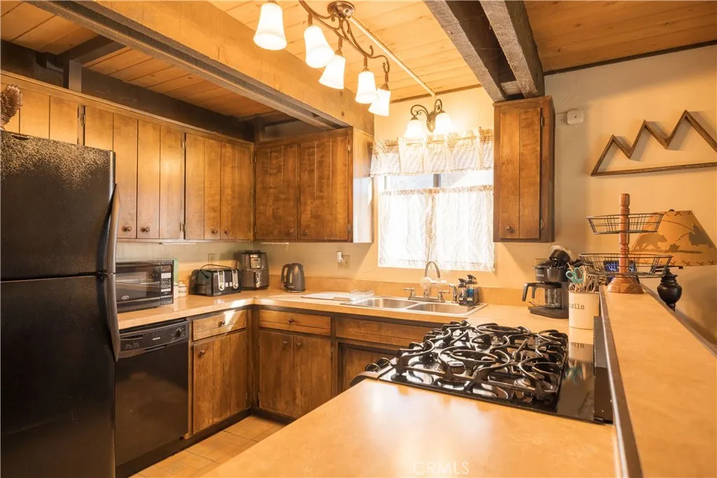 Additional image 73 of 764 Panamint Mountain, Big Bear City, CA 92314