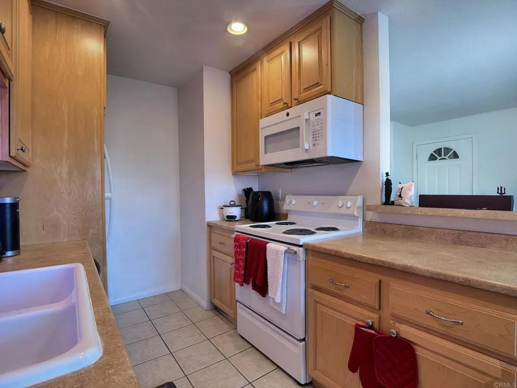 Additional image 11 of 1627 Pentecost Way Unit 7, San Diego, CA 92105