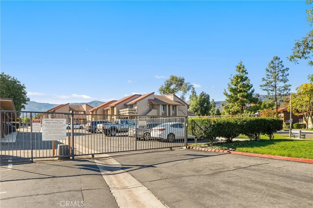 1549 Border Avenue Unit G, Corona, CA 92882