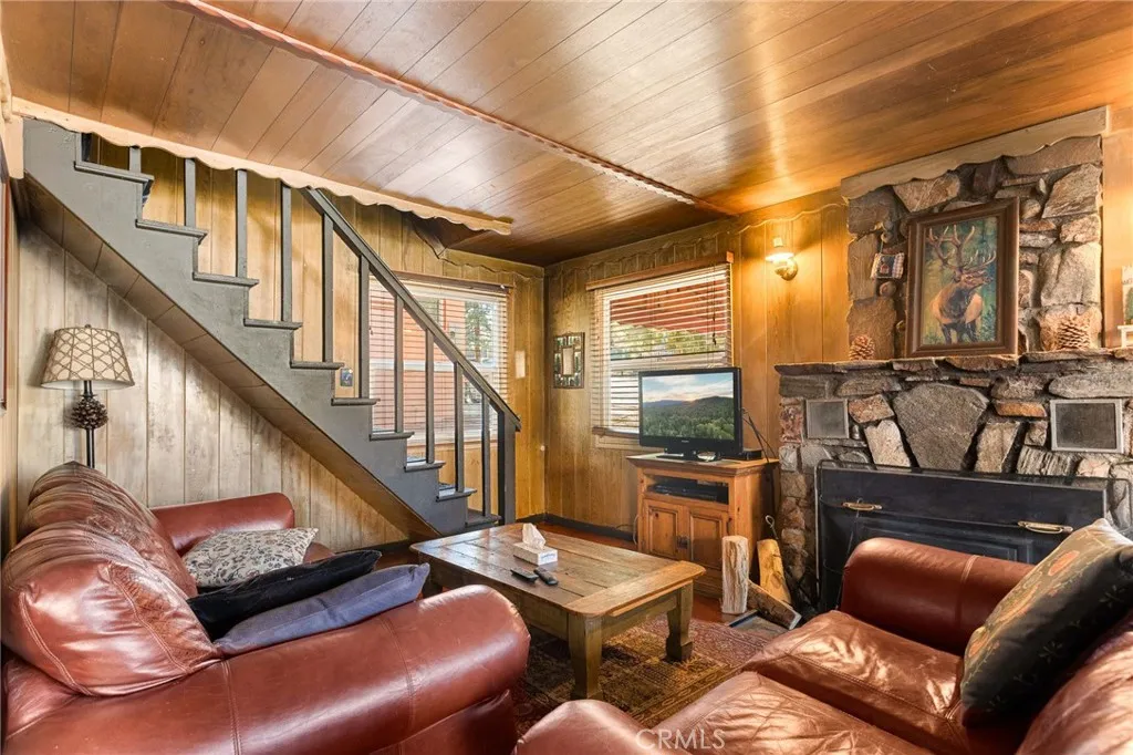 Additional image 4 of 435 Arroyo Dr, Big Bear Lake, CA 92315