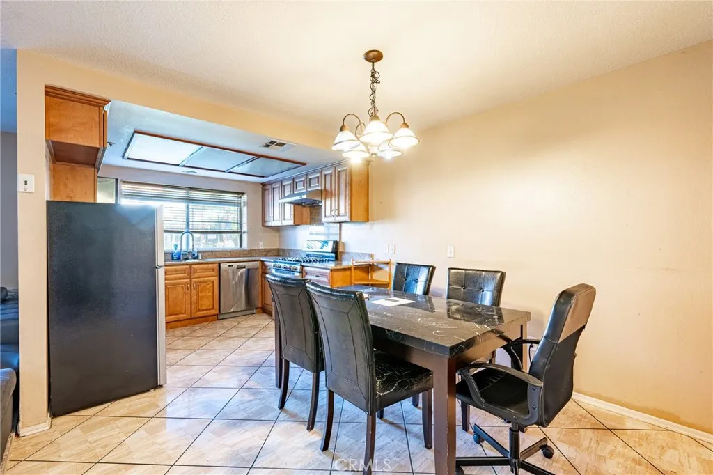 Additional image 10 of 369 E Phillips Boulevard, Pomona, CA 91766