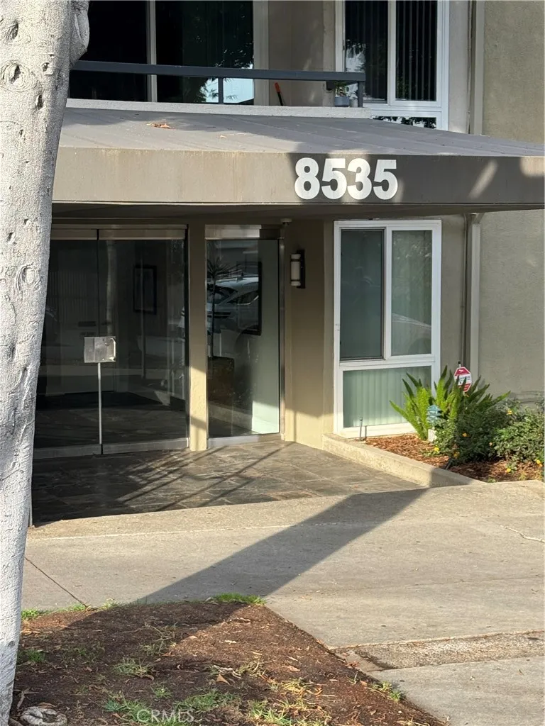 Additional image 29 of 8535 W West Knoll Unit 202, West Hollywood, CA 90069