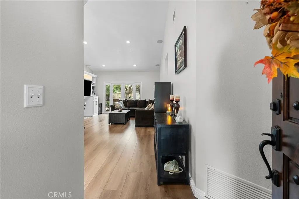 Additional image 5 of 27251 Blakely Place, Valencia, CA 91354