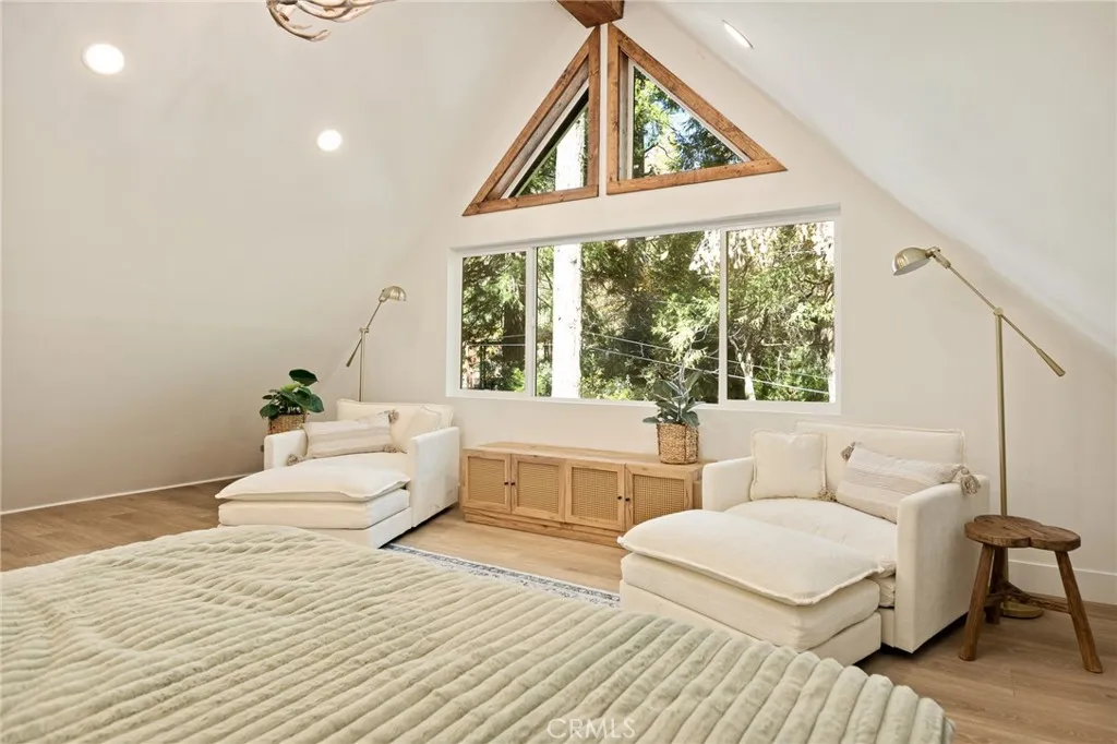 Additional image 25 of 300 Pioneer Rd, Lake Arrowhead, CA 92352