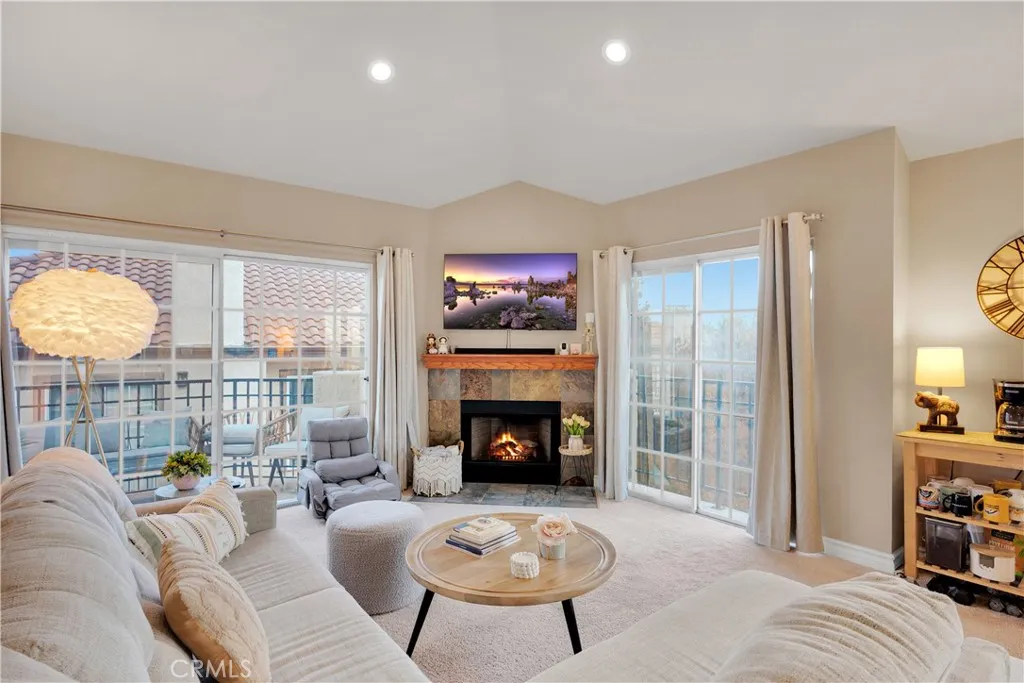 Additional image 7 of 24151 Del Monte Unit 348, Valencia, CA 91355