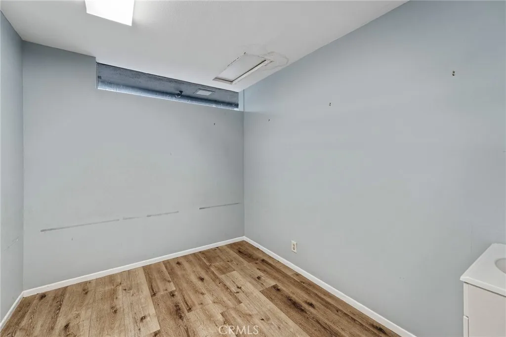 Additional image 83 of 3535 E 7th St, Long Beach, CA 90804