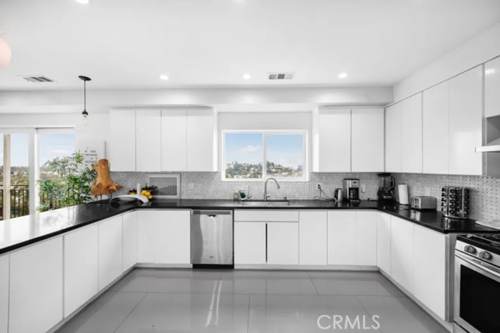 Additional image 19 of 4240 Barrett, Los Angeles, CA 90032