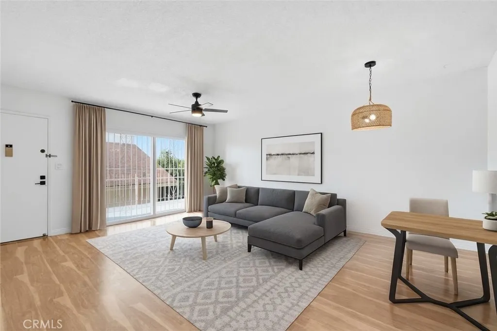 Additional image 2 of 1036 Magnolia Ave Unit 207, Gardena, CA 90247