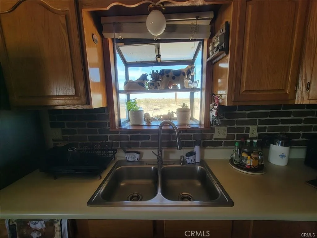 Additional image 8 of 5566 Oleta Rd, Landers, CA 92285