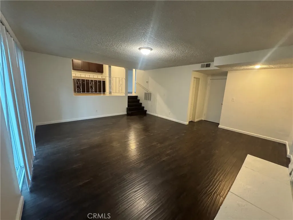 Additional image 16 of 20258 Runnymede Street, Winnetka, CA 91306