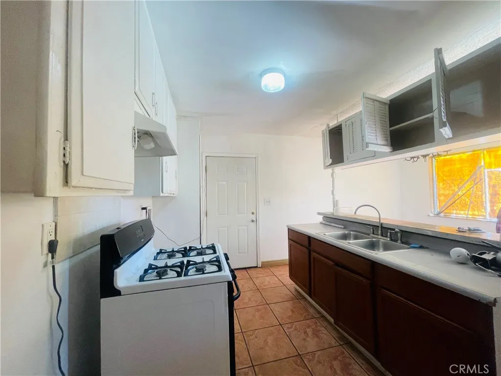 Additional image 16 of 5609 E Beverly Boulevard Unit 3, East Los Angeles, CA 90022