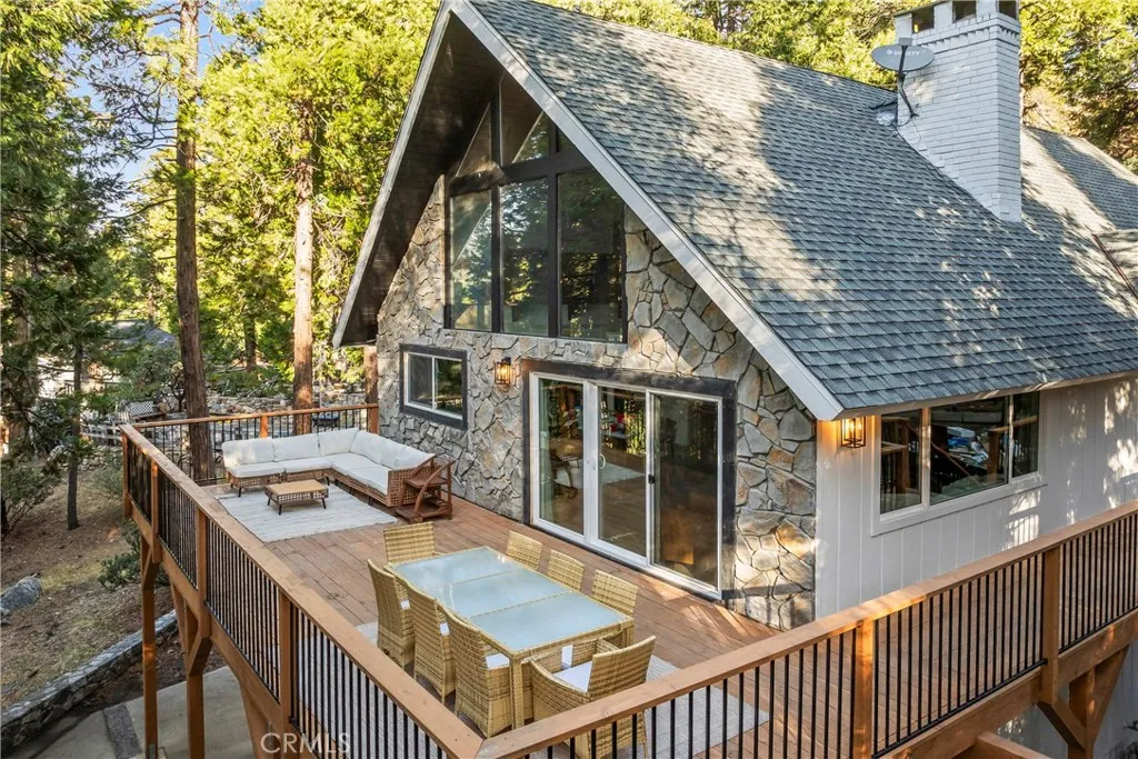 Additional image 8 of 300 Pioneer Rd, Lake Arrowhead, CA 92352