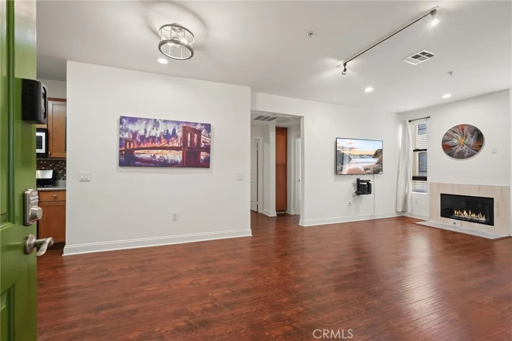 Additional image 35 of 6938 Laurel Canyon Unit 204, North Hollywood, CA 91605