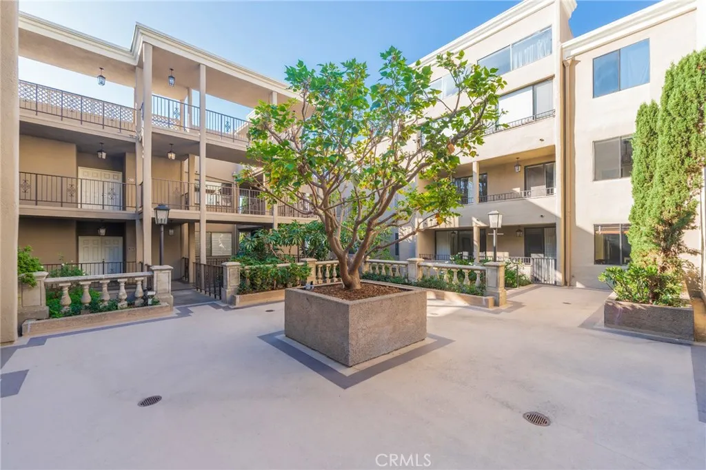 Additional image 5 of 8455 Fountain Avenue Unit 108, West Hollywood, CA 90069