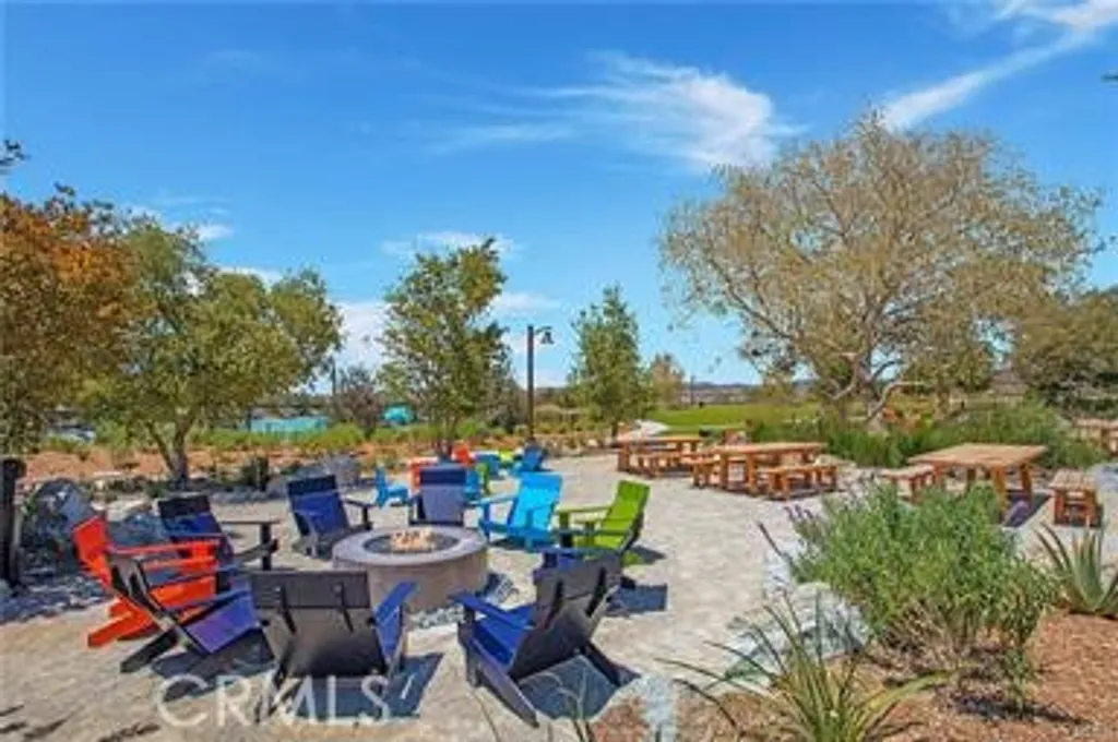 21 Jaripol Cir, Rancho Mission Viejo, CA 92694