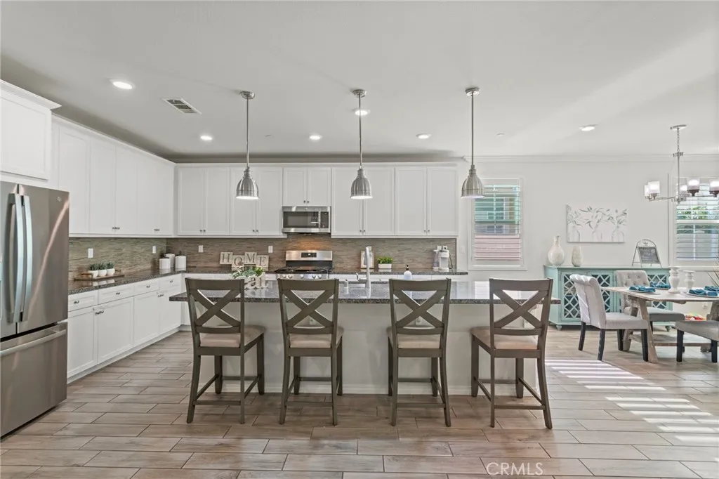 Additional image 31 of 17948 Milkweed Ln, San Bernardino, CA 92407