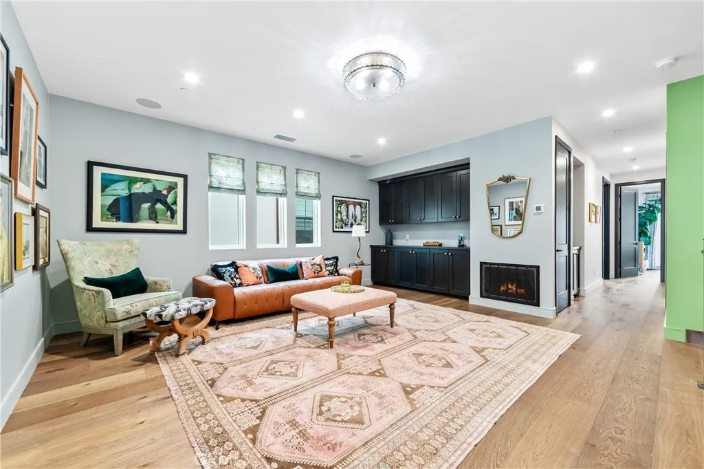 Additional image 88 of 15 Marina Way, Seal Beach, CA 90740