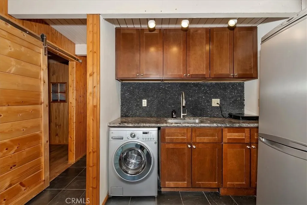 Additional image 7 of 33005 Arrowbear Dr, Arrowbear, CA 92382