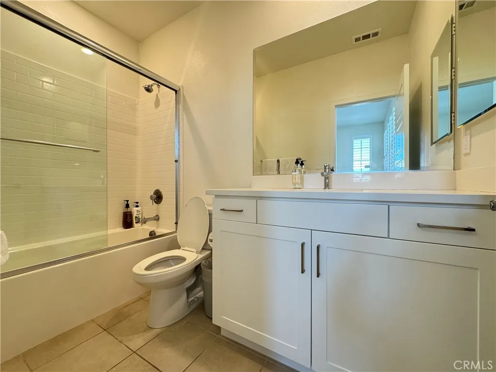 Additional image 69 of 129 Cadence, Irvine, CA 92618