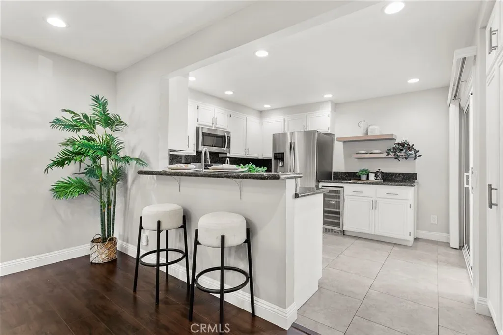 Additional image 7 of 21066 Poolside Ln, Huntington Beach, CA 92648