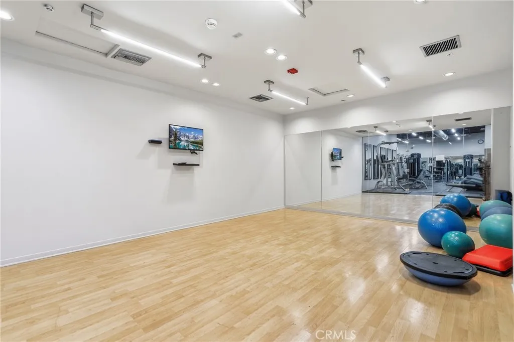 Additional image 61 of 133 The Promenade N Unit 118, Long Beach, CA 90802