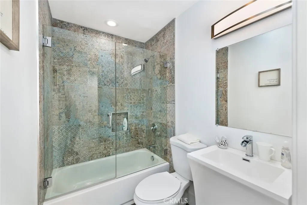 Additional image 56 of 2212 W Oceanfront, Newport Beach, CA 92663