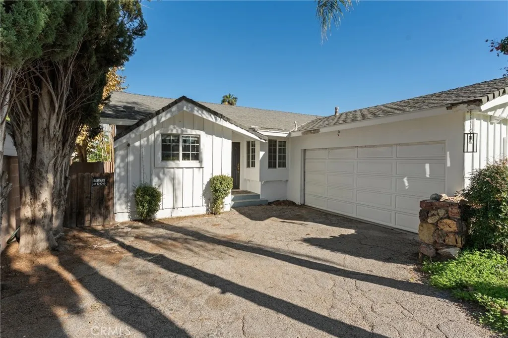 Additional image 38 of 22727 Collins, Woodland Hills, CA 91367