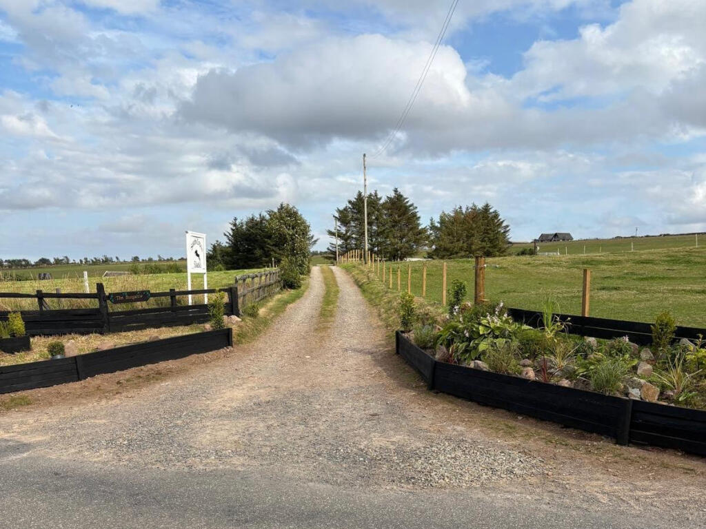 Additional image 23 of Cross Slacks, Banff, AB45