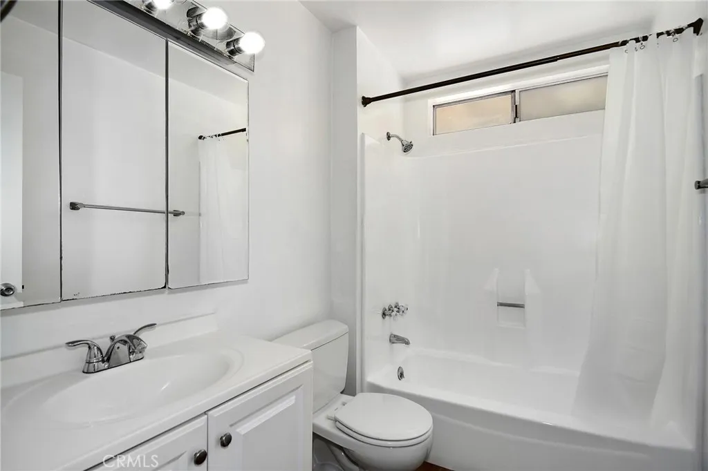 Additional image 34 of 18931 Kittridge Street Unit 73, Reseda, CA 91335