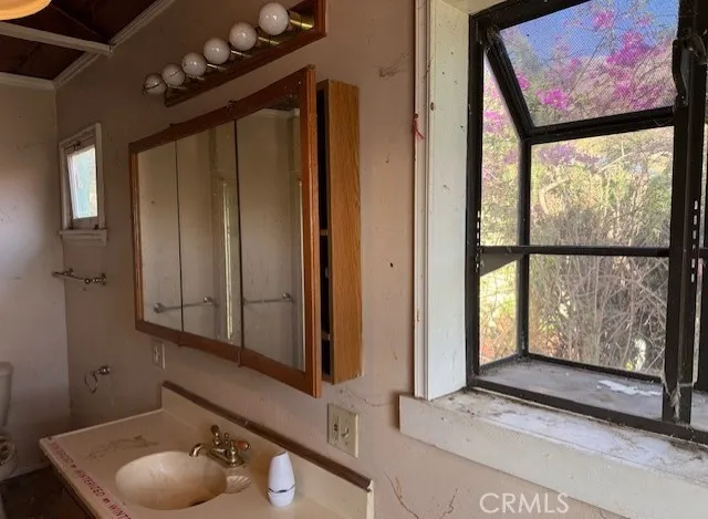 Additional image 33 of 3130 N Mount Curve Ave, Altadena, CA 91001