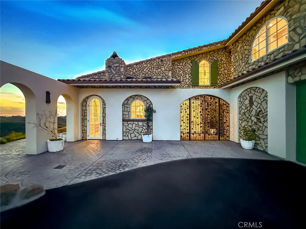 Additional image 9 of 33239 Mulholland Highway, Malibu, CA 90265