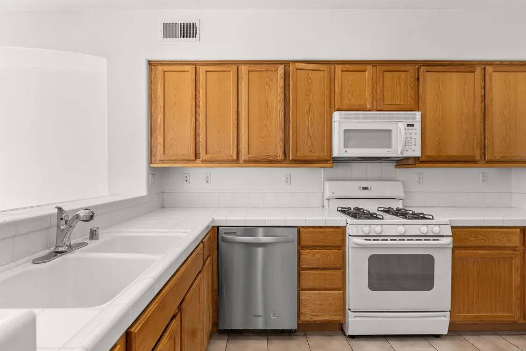 Additional image 14 of 1234 Highbluff Avenue, San Marcos, CA 92078